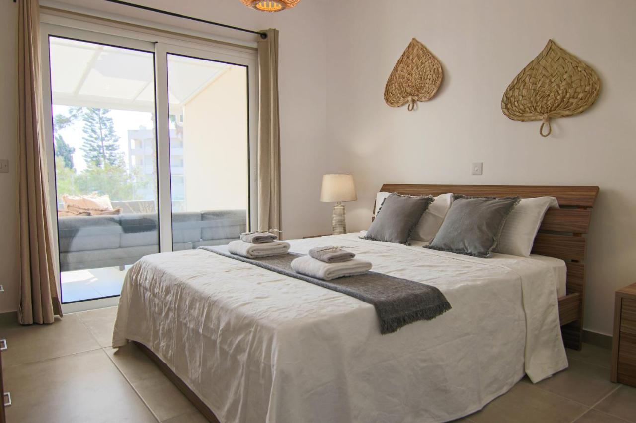 Апартаменти Phaedrus Living Seaview Luxury Flat Limnaria 153 Пафос Екстер'єр фото
